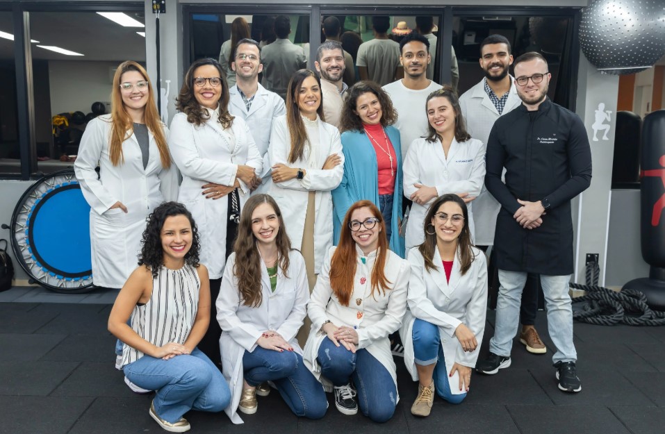 Equipe médica sorridente